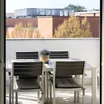 Lägenhet Loft Rooftop In - 3 Terraces Park Ac Bbq Como